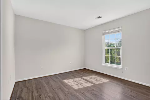 25845 Spring Farm Cir, Chantilly, VA 20152 photo 34