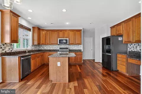 25845 Spring Farm Cir, Chantilly, VA 20152 photo 13