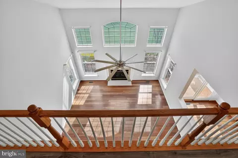 25845 Spring Farm Cir, Chantilly, VA 20152 photo 22