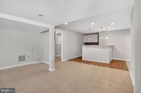 25845 Spring Farm Cir, Chantilly, VA 20152 photo 40