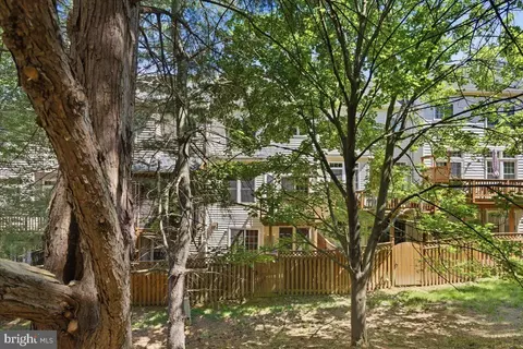 Exterior - 19905 Upland Ter, Ashburn, VA 20147 photo 8 of 9