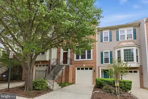 Exterior - 19905 Upland Ter, Ashburn, VA 20147 photo 4 of 4