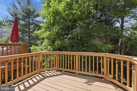 Exterior - 19905 Upland Ter, Ashburn, VA 20147 photo 6 of 9