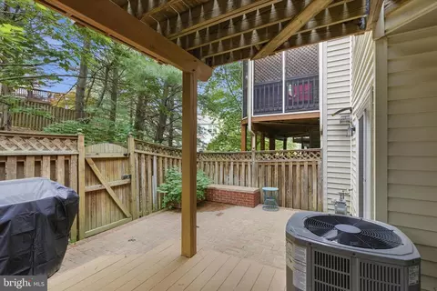 Exterior - 19905 Upland Ter, Ashburn, VA 20147 photo 3 of 4