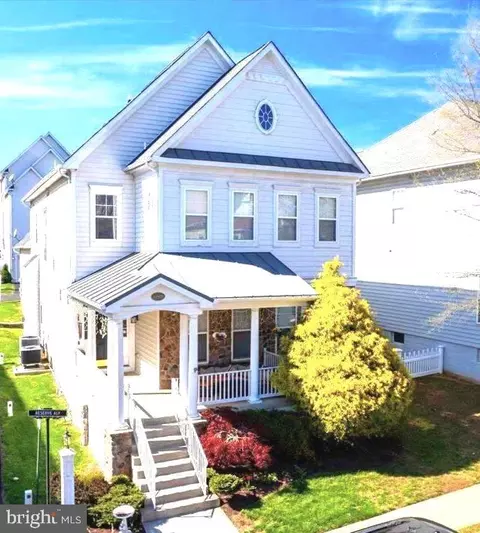17571 Lethridge Cir, Round Hill, VA 20141