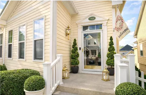 17446 Lethridge Cir, Round Hill, VA 20141
