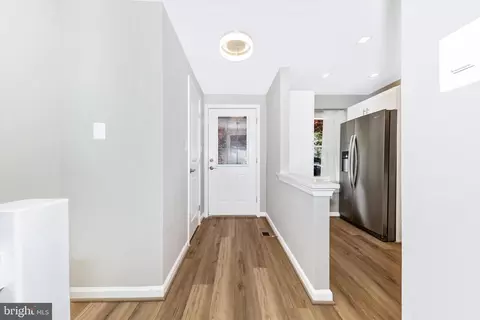 Entry Way - 106 Charing Ct, Sterling, VA 20164 photo 1 of 7