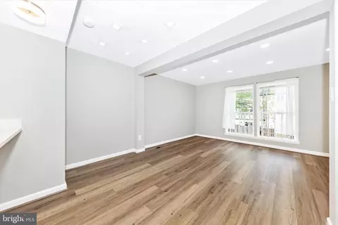 Living - 106 Charing Ct, Sterling, VA 20164 photo 1 of 8