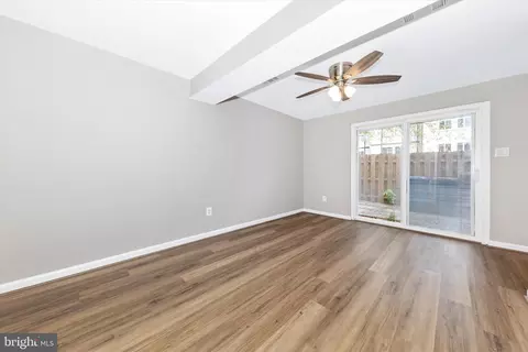 Living - 106 Charing Ct, Sterling, VA 20164 photo 8 of 8