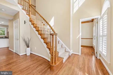 Entry Way - 20547 Courier Ridge Pl, Ashburn, VA 20147 photo 4 of 5