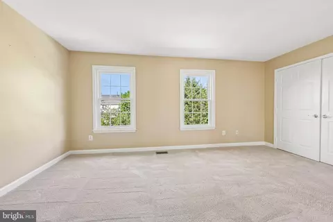 Bedroom - 20547 Courier Ridge Pl, Ashburn, VA 20147 photo 2 of 7