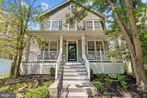 20317 Vermeer St, Ashburn, VA 20147