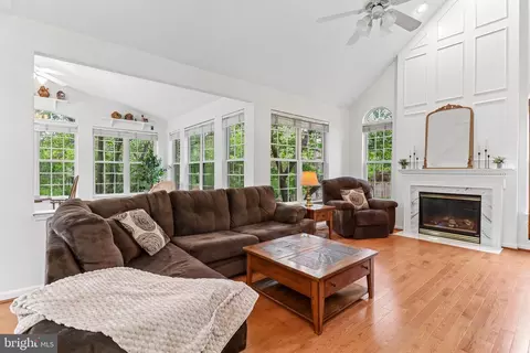 Other - 43528 Clivedon Ct, Ashburn, VA 20147 photo 2 of 21