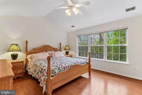 Bedroom - 43528 Clivedon Ct, Ashburn, VA 20147 photo 1 of 6