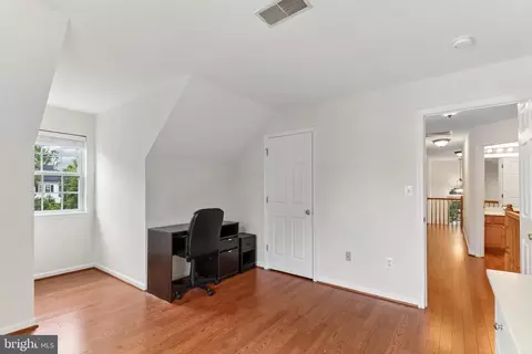 Other - 43528 Clivedon Ct, Ashburn, VA 20147 photo 10 of 21