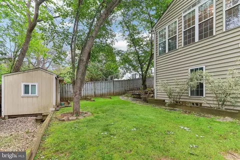 Exterior - 43528 Clivedon Ct, Ashburn, VA 20147 photo 11 of 11