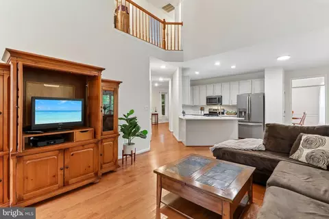 Other - 43528 Clivedon Ct, Ashburn, VA 20147 photo 4 of 21