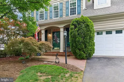 Exterior - 43528 Clivedon Ct, Ashburn, VA 20147 photo 2 of 11