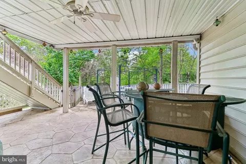 Exterior - 43528 Clivedon Ct, Ashburn, VA 20147 photo 7 of 11