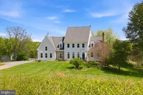 15018 Clover Hill Rd, Waterford, VA 20197