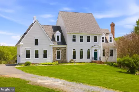 15018 Clover Hill Rd, Waterford, VA 20197