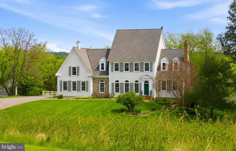 15018 Clover Hill Rd, Waterford, VA 20197