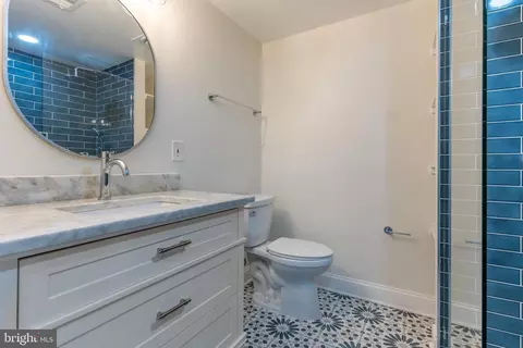 Bath - 230 E Juniper Ave, Sterling, VA 20164 photo 1 of 6