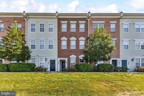 42393 Goldenseal Sq, Brambleton, VA 20148