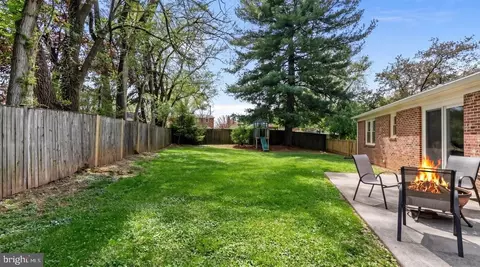 314 Belmont Pl SW, Leesburg, VA 20175