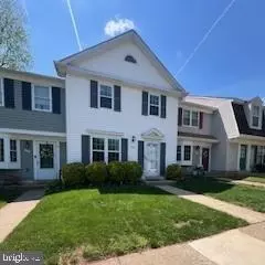 16 Dulany Ct, Sterling, VA 20165