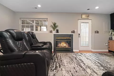 Living - 47640 Comer Sq, Sterling, VA 20165 photo 3 of 3