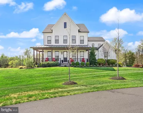 23385 Walking Woods Ln, Aldie, VA 20105