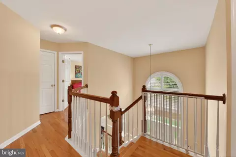 Entry Way - 20741 Parkside Cir, Sterling, VA 20165 photo 3 of 3