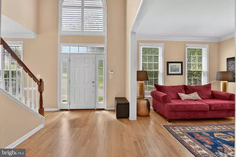 Entry Way - 20741 Parkside Cir, Sterling, VA 20165 photo 1 of 3