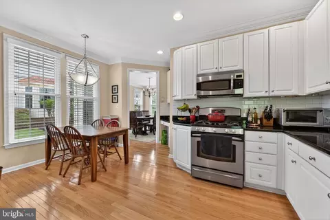 Kitchen - 20741 Parkside Cir, Sterling, VA 20165 photo 2 of 3