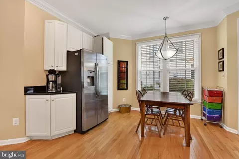 Kitchen - 20741 Parkside Cir, Sterling, VA 20165 photo 3 of 3