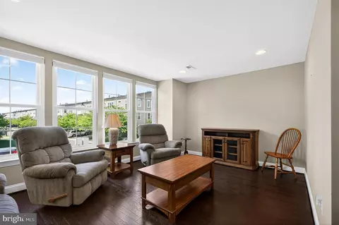 Living - 23536 Epperson Sq, Brambleton, VA 20148 photo 1 of 2