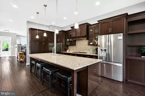 Kitchen - 23536 Epperson Sq, Brambleton, VA 20148 photo 3 of 5