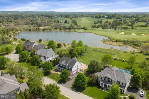 16328 Limestone Ct, Leesburg, VA 20176