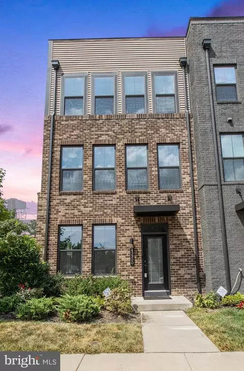 43300 John Michael Ter, Ashburn, VA 20148