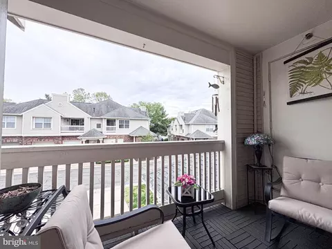 Exterior - 45060 Brae Ter #202, Ashburn, VA 20147 photo 8 of 10
