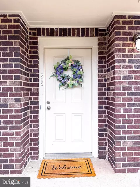 Exterior - 45060 Brae Ter #202, Ashburn, VA 20147 photo 5 of 10