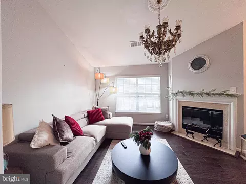 Living - 45060 Brae Ter #202, Ashburn, VA 20147 photo 3 of 3