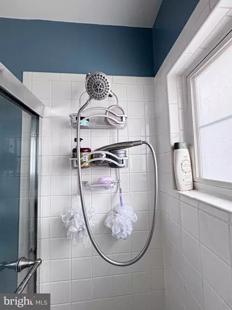 Bath - 45060 Brae Ter #202, Ashburn, VA 20147 photo 3 of 5