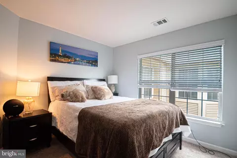 Bedroom - 45060 Brae Ter #202, Ashburn, VA 20147 photo 9 of 11