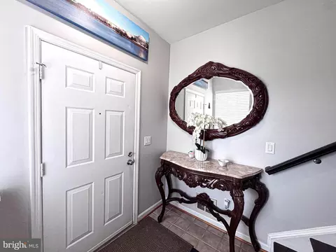 Entry Way - 45060 Brae Ter #202, Ashburn, VA 20147 photo 3 of 9