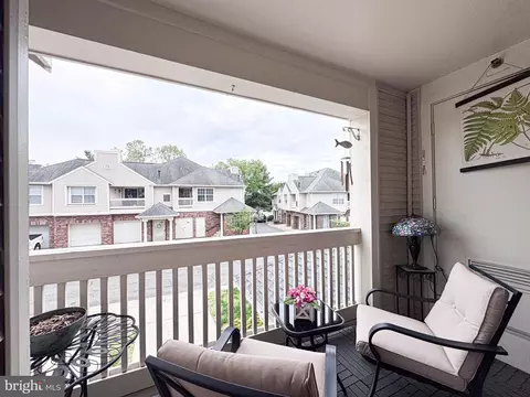 Exterior - 45060 Brae Ter #202, Ashburn, VA 20147 photo 10 of 10