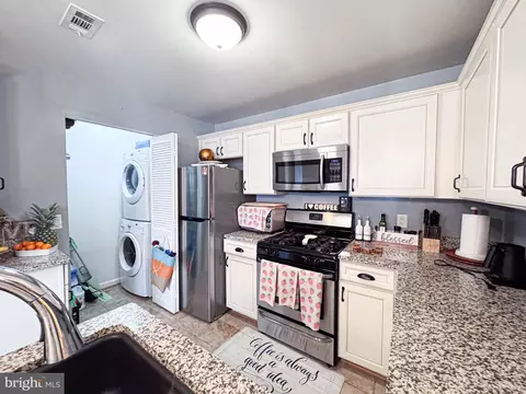 Other - 45060 Brae Ter #202, Ashburn, VA 20147 photo 7 of 17
