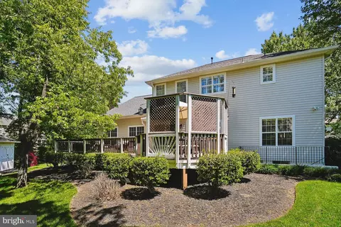 Exterior - 42787 Oatyer Ct, Broadlands, VA 20148 photo 18 of 24