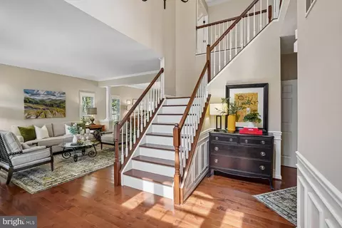 Entry Way - 42787 Oatyer Ct, Broadlands, VA 20148 photo 2 of 5